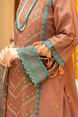 3 Piece Embroidered Lawn Suit - Nayab